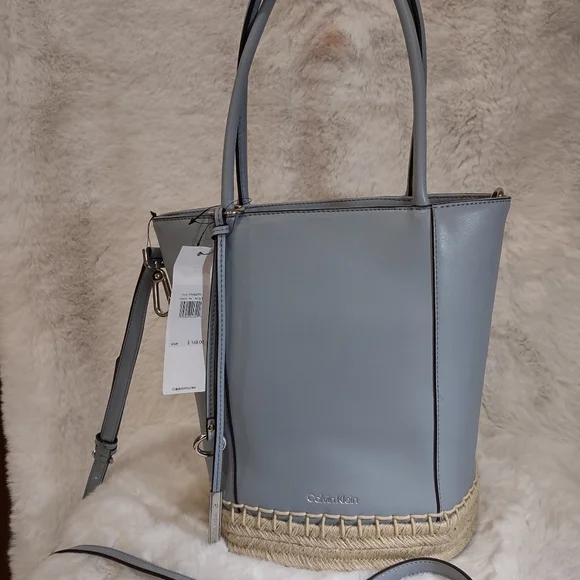 Calvin Klein Beautiful Bag - Picture 10 of 16